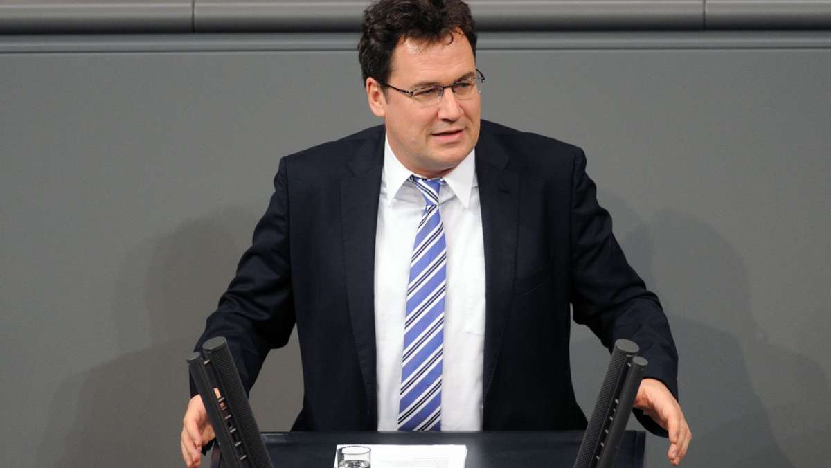  Der Hohenloher CDU-Bundestagsabgeordnete Christian von Stetten spricht sich für CSU-Chef Markus Söder als Kanzlerkandidaten aus und sieht sich damit auf einer Linie mit der Unionsfraktion. 