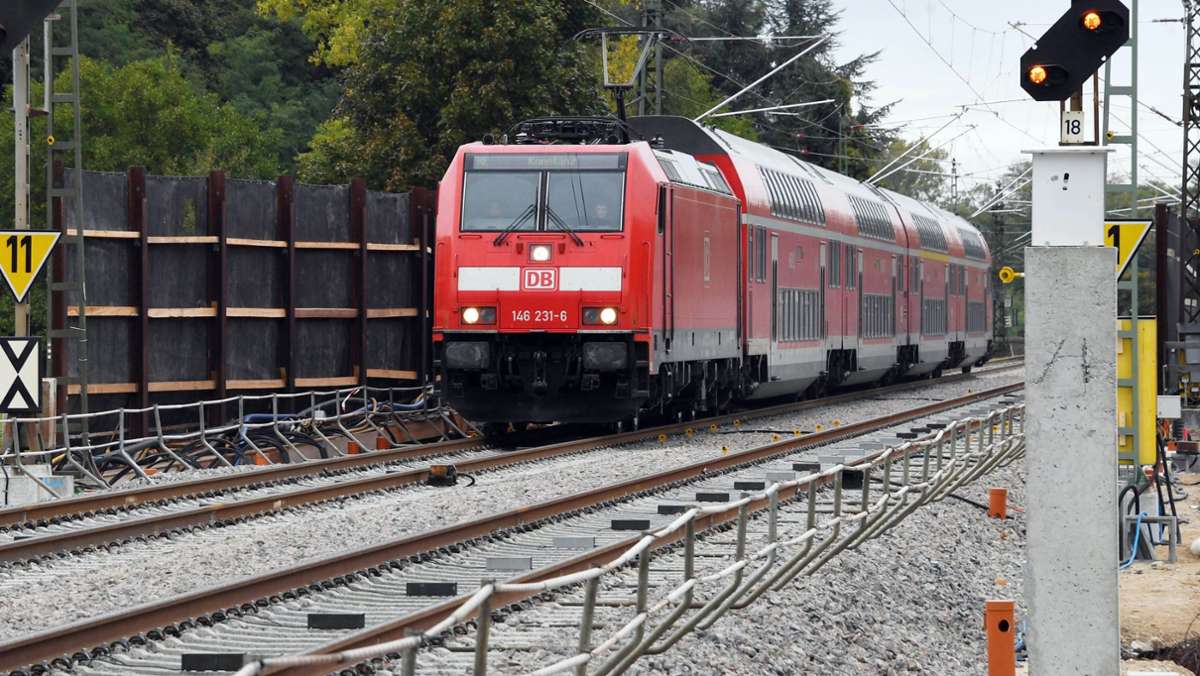 Rheintalbahn: Steine und Pylone auf Gleisen – Ermittlungen laufen