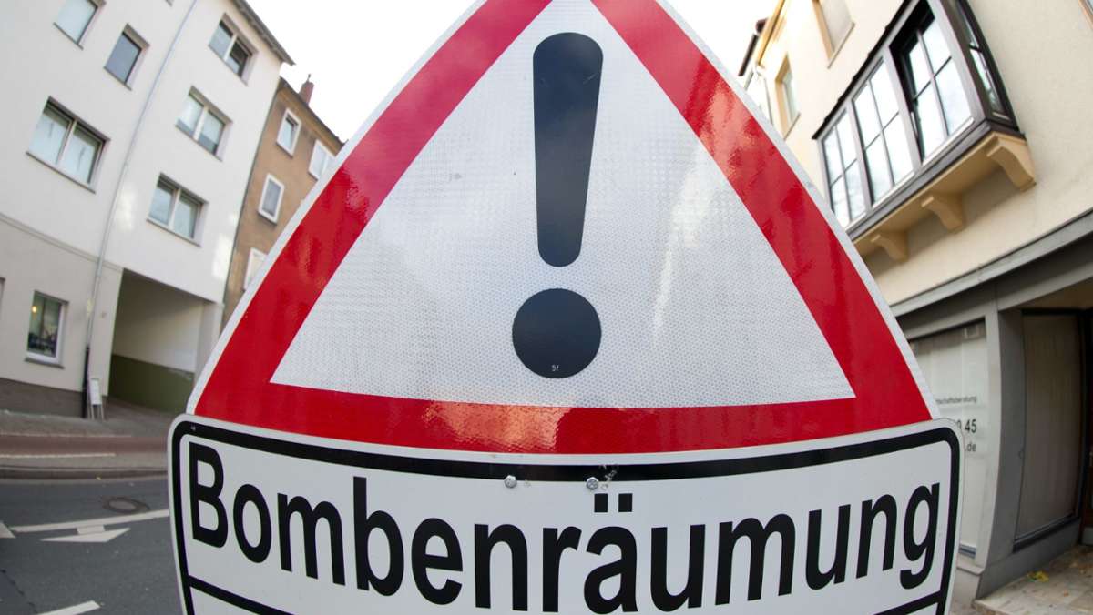 Mögliche Bombe in Böblingen: Verdächtiger Gegenstand wird in der Innenstadt freigelegt