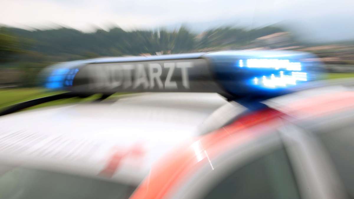 Langenau im Alb-Donau-Kreis: Zwei Menschen von Zug erfasst und getötet