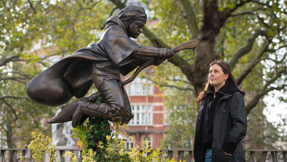 In London: Neue Harry-Potter-Statue enthüllt