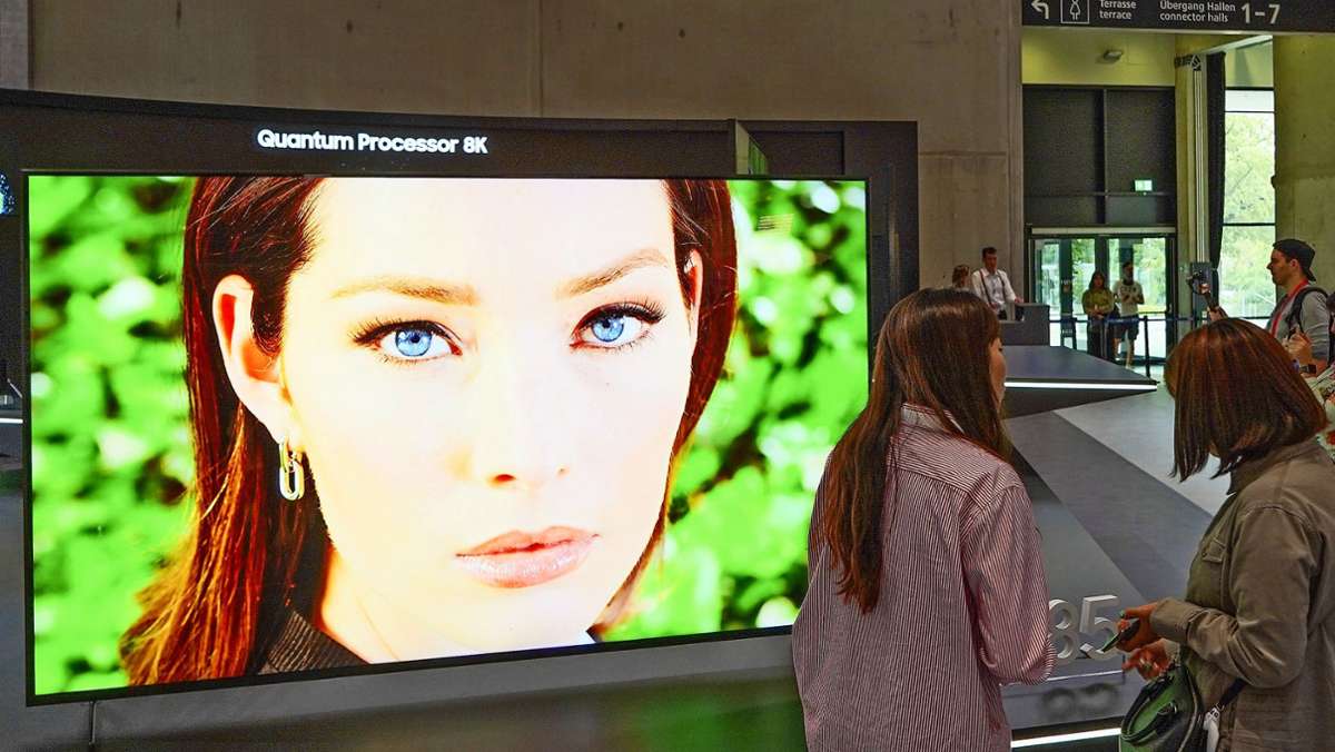 Flachbildschirme im Test: Fernseher kaufen – darauf kommt es an