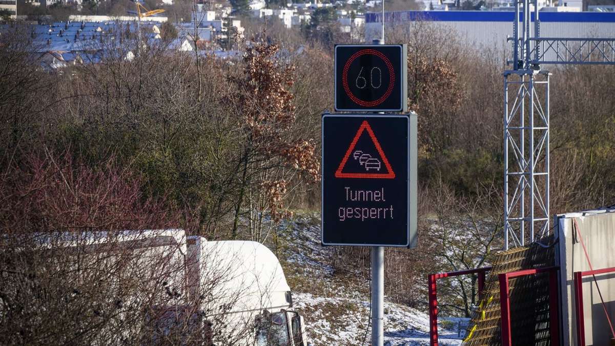 Verkehrschaos wegen Tunnelsperrung: Politiker fordern Notfallplan für Engelbergtunnel