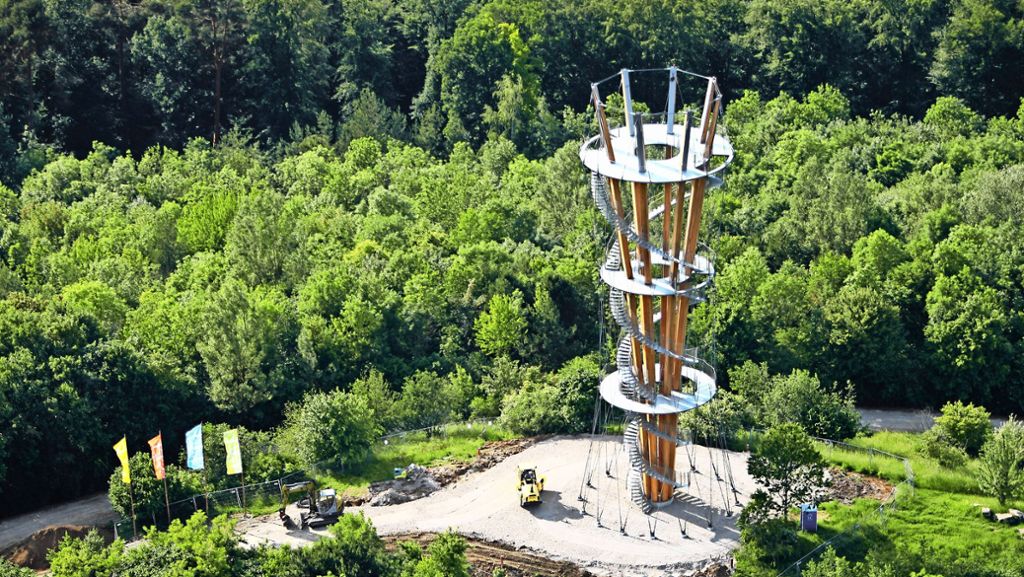 Schönbuchturm bei Herrenberg: Hoch hinaus über die Wipfel des Waldes