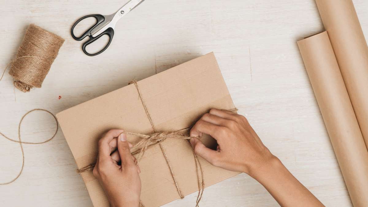 Hier sind 9 Ideen, um Geschenke möglichst nachhaltig und umweltfreundlich zu verpacken.