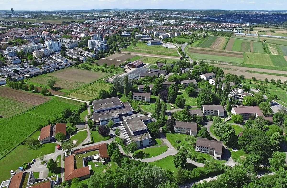 Per Drohne entstand dieses Bild, das die  Hangweide zeigt, die zwischen Rommelshausen und Stetten liegt. Nahezu alle Gebäude müssen für ein neues Wohngebiet weichen. Foto: privat
