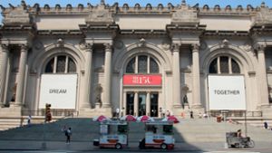 Yoko Ono eröffnet Metropolitan Museum