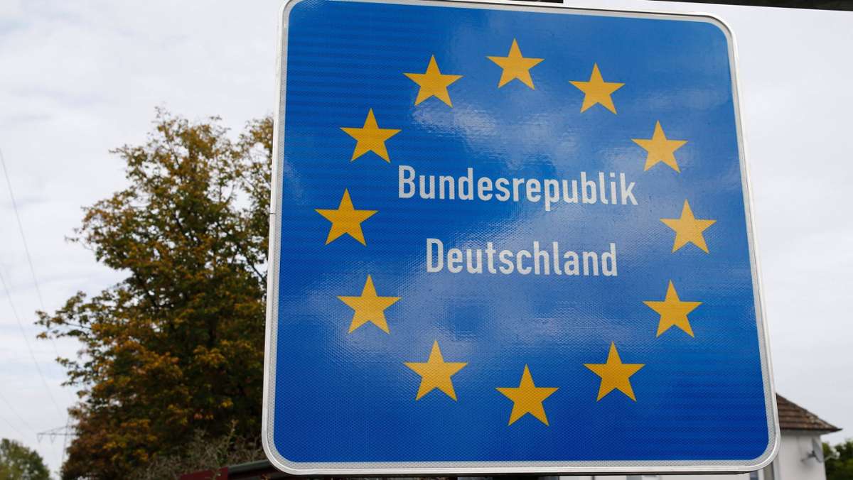 Bevölkerungszahl in Deutschland: Weniger Zuwanderung – Bevölkerung wächst erstmals seit 2011 nicht mehr