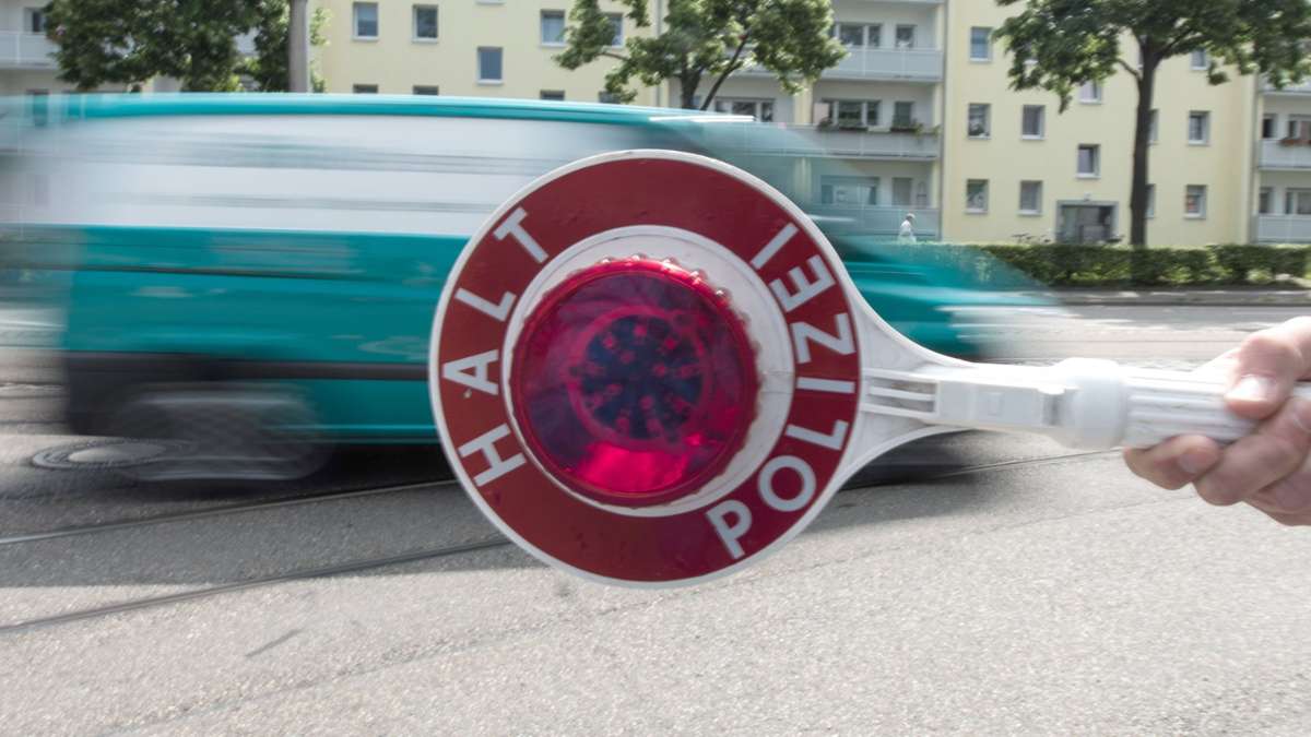 „Car-Friday“ im Kreis Ludwigsburg/Böblingen: Polizei nimmt sich Tuning-Autos vor