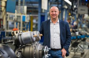 Daimler-Betriebsratschef: Autobauer werden sich Rohstoffe sichern