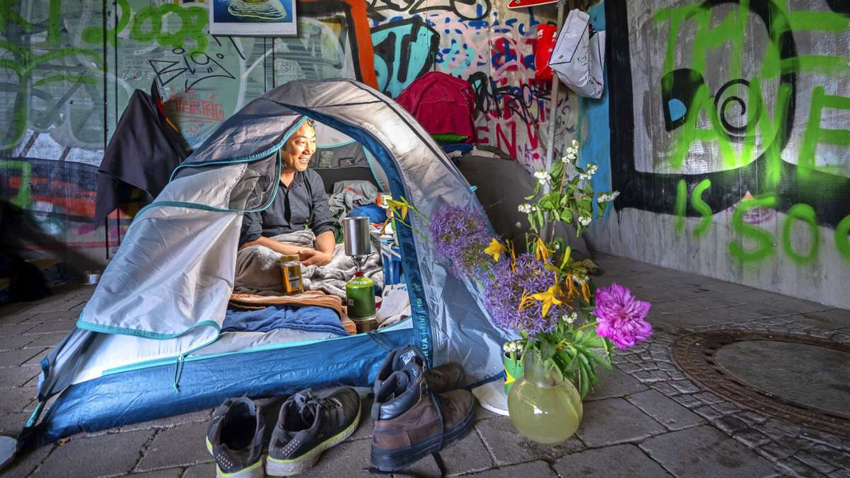 Obdachlosigkeit in Ulm: Der Buddhist unter der Brücke