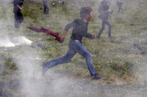 Wieder Tränengas gegen Flüchtlinge