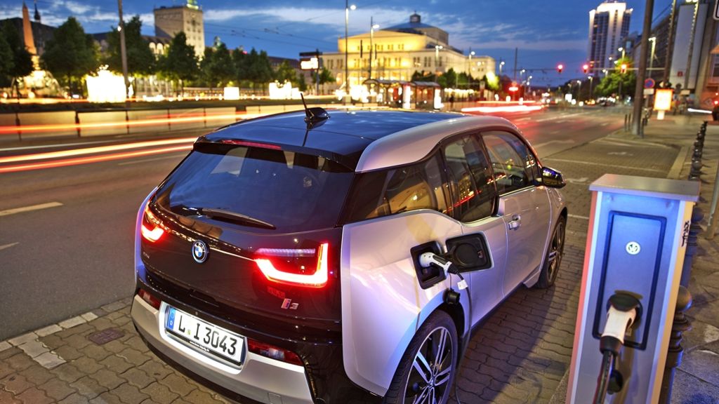 Staatsgeld für Elektroautos: BMW liegt im Rennen um E-Autos vorn