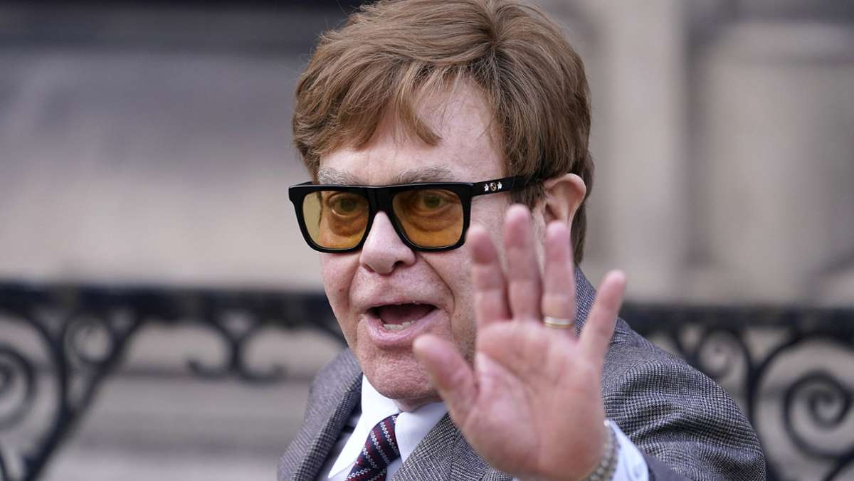 Strafprozess gegen Kevin Spacey: Elton John sagt als Zeuge aus