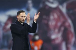 Bayern baut nach BVB-Patzer Führung aus - Tedesco startet mit Sieg