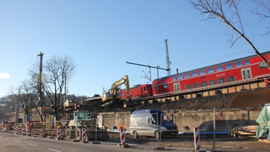 Bahnhof Feuerbach: Gleisbau unter erschwerten Bedingungen
