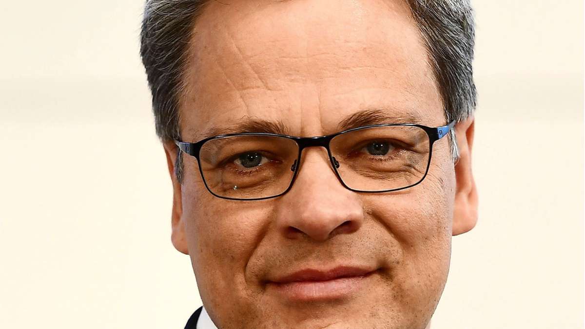 Wachwechsel an Bank-Spitze: Knof beerbt Commerzbank-Chef Zielke