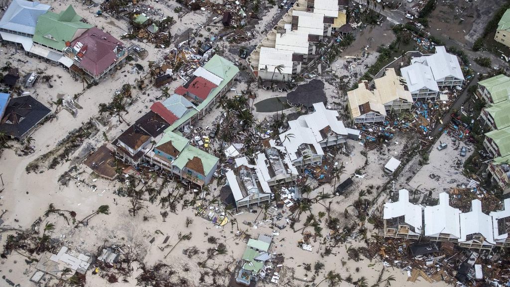 Hurrikan Irma: Karibikinsel Barbuda verwüstet – Florida wappnet sich