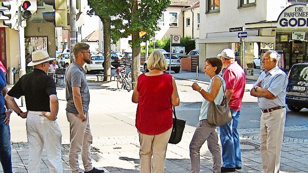 Stuttgarter Straße in Feuerbach: Seniorenrat inspiziert die Einkaufsmeile