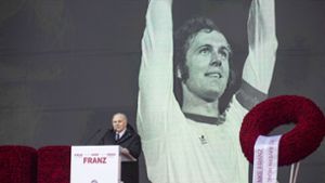 Beckenbauer bekommt Statue vor Allianz Arena