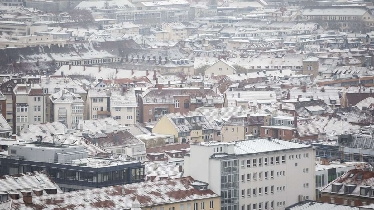 Winter in Baden-Württemberg: Am Dienstag fällt wieder Schnee – Warnung vor glatten Straßen