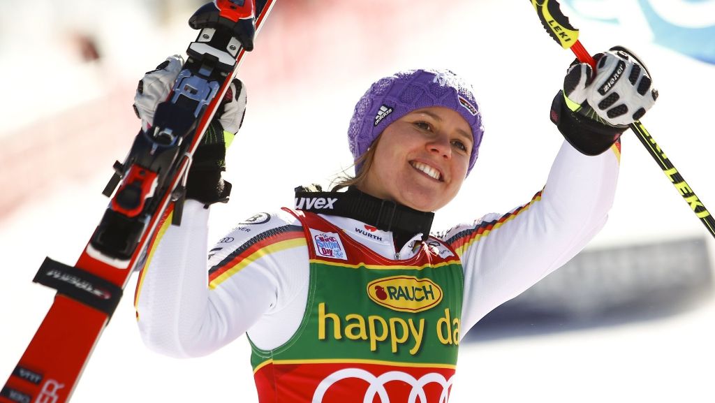 Ski-Weltcup in Sölden: Viktoria Rebensburg gewinnt Riesenslalom-Auftakt
