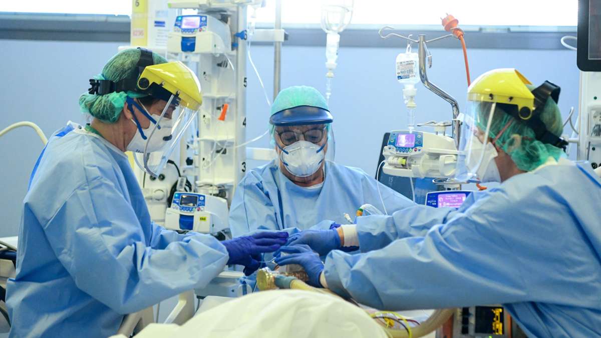 Bergamo in Italien: Krankenhaus feiert ersten Tag ohne Covid-Patienten auf der Intensivstation