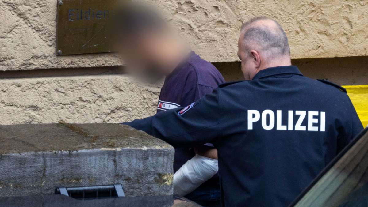Duisburger Attacke: Bluttat in Fitnessstudio: Ermittler prüfen Terror-Hintergrund