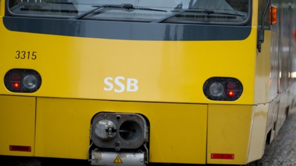 Blaulicht aus Stuttgart: 16. April: 86-Jährige in Stadtbahn sexuell belästigt