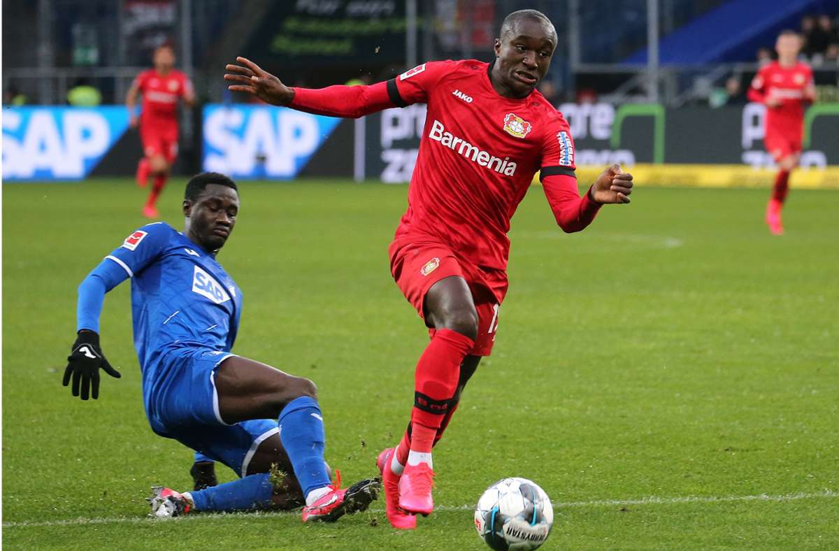 Platz fünf: Bayer 04 Leverkusen, 176 Millionen Euro; Moussa Diaby (im Bild rechts), 32 Millionen Euro. Reservebank: 78,45 Millionen Euro.
