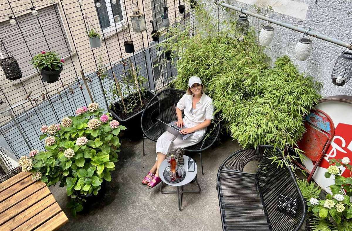 Foodbloggerin Christine Garcia Urbina aka Trickytine hat den Hinterhof ihres Studios im Kernerviertel in eine grüne Oase verwandelt.
