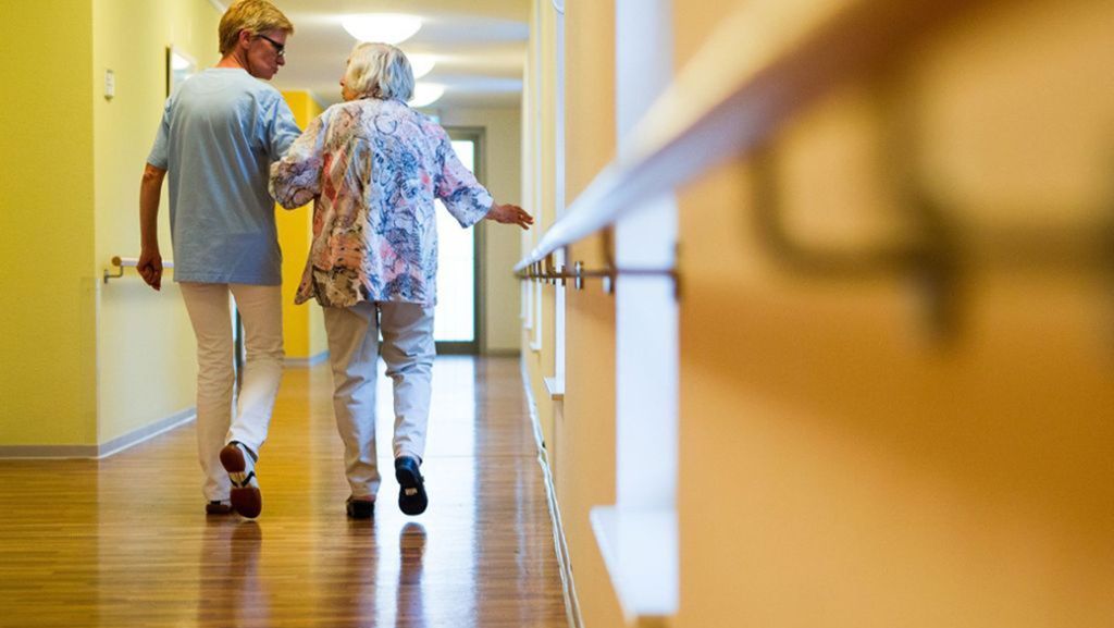 Personalnot in der Altenpflege: SPD: 15,40 Euro als Pflegestundenlohn  viel zu wenig