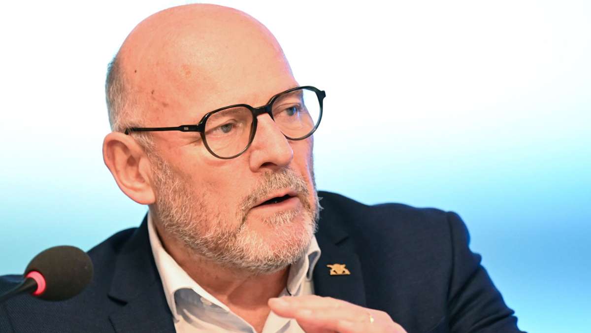 Verkehrsminister in Baden-Württemberg: Winfried Hermann will ein Tempolimit auf Autobahnen