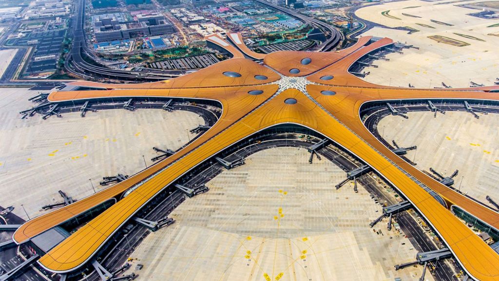 Flughafen Peking: Vom  Seestern aus in den Himmel