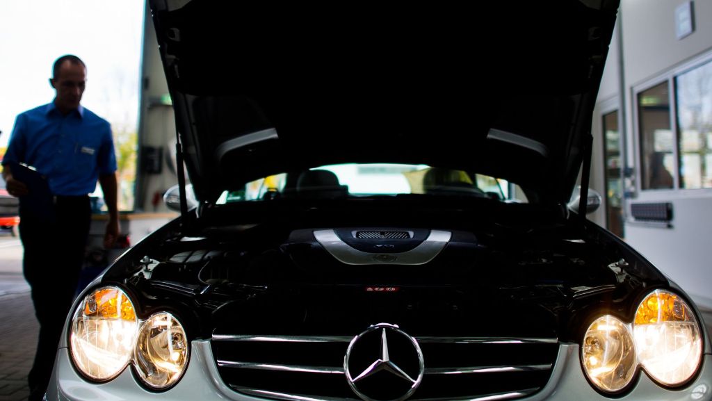 Rückrufaktion: Daimler rüstet drei Millionen Diesel um