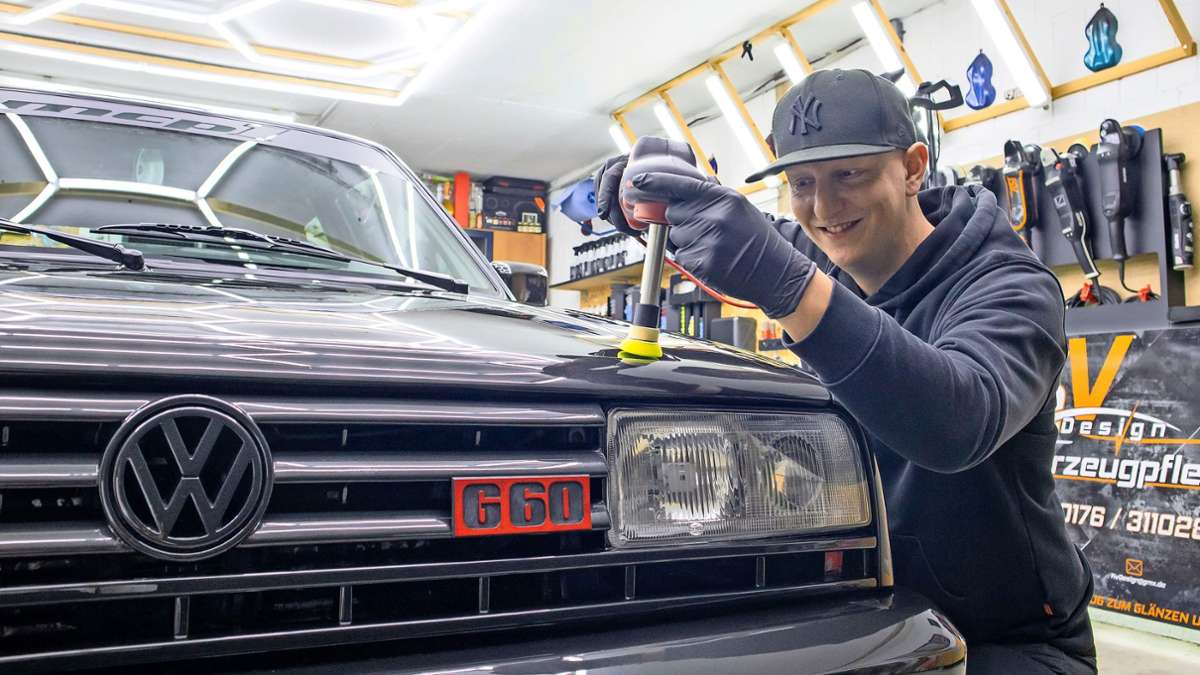 Deutscher Poliermeister aus dem Kreis Esslingen: Kevin bringt jedes Auto  auf Hochglanz