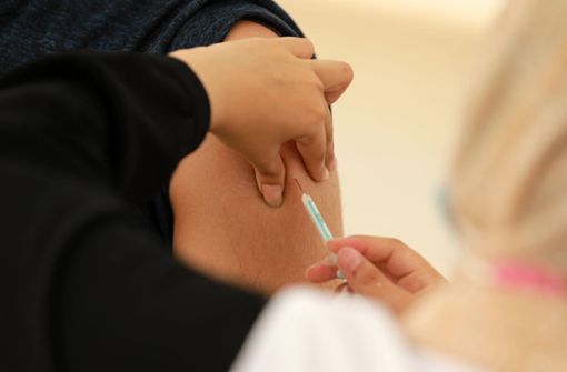 Israel beginnt mit vierter Impfung für alle Risikogruppen