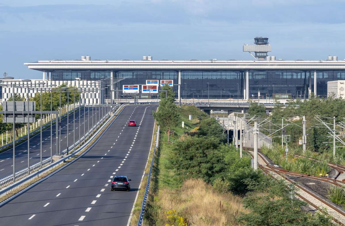 Am 31. Oktober 2020 soll der Flughafen Berlin Brandenburg eröffnen – neun Jahre nach der ursprünglich geplanten Eröffnung.