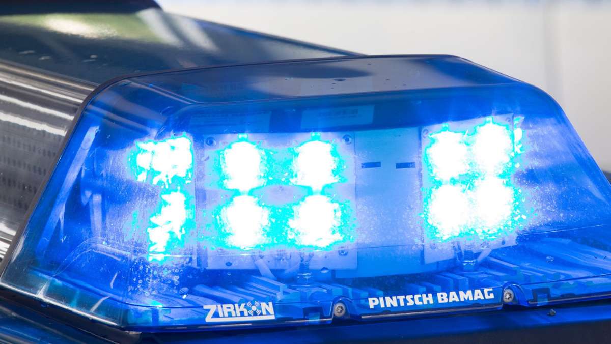 Diebstahl in Stuttgart: Unbekannte stehlen Autoreifen   in Tiefgarage