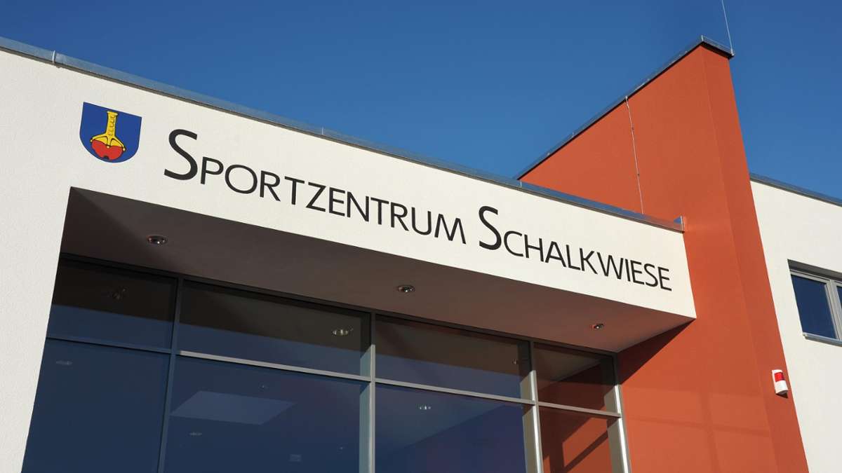  Die Ehninger Gemeindeverwaltung will bis zum Jahr 2040 klimaneutral sein. Die neue Beleuchtungsanlage in der Halle des Sportzentrums Schalkwiese soll dabei ein erster Schritt in diese Richtung sein. 