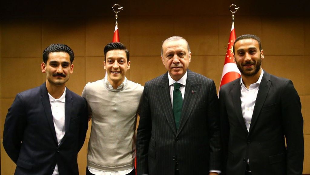 Gündogan und Özil: Kretschmann hält Erdogan-Foto für „höchst kritikwürdig“