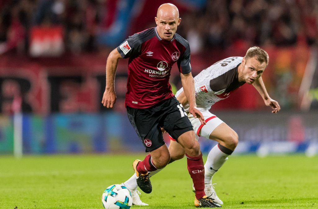 Tobias Werner steht mit dem 1. FC Nürnberg in der zweiten Liga auf Rang vier.