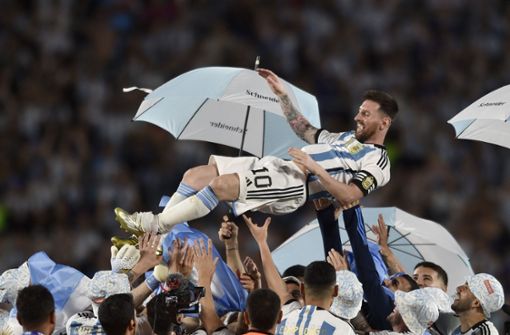 Lionel Messi ließ sich feiern. Foto: dpa/Gustavo Garello