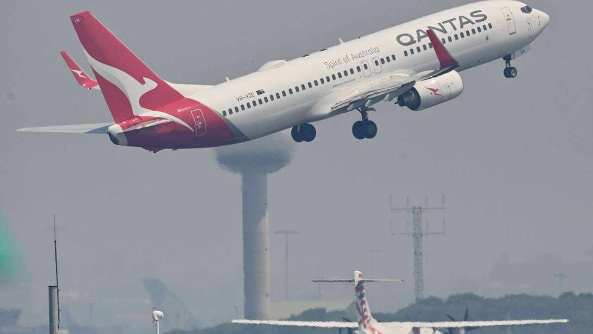 Coronavirus: Airline Qantas will Impfpflicht für Flugreisende einführen