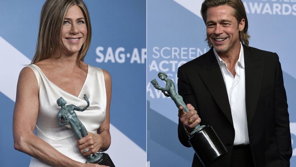  Von 1998 bis 2005 waren sie das Traumpaar Hollywoods, nun haben Jennifer Aniston und Brad Pitt sich als Preisträger bei den SAG Awards wiedergetroffen. 
