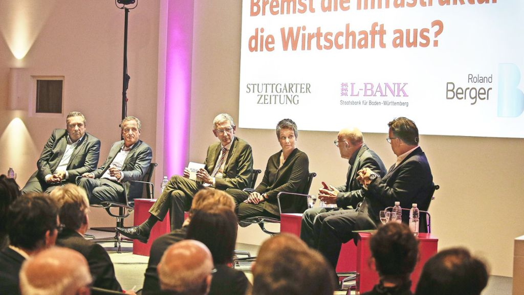 StZ-Podiumsdiskussion in Stuttgart: Viele Engpässe behindern Ausbau der Netze