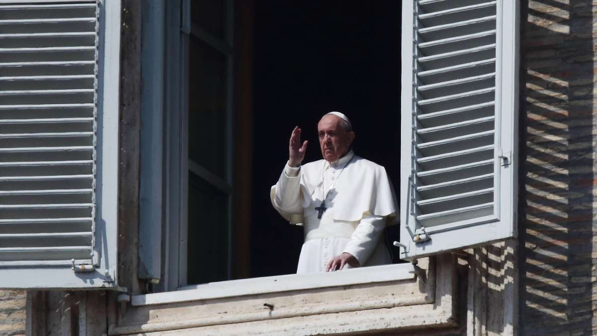 Papst Franziskus billigt Erklärung: Vatikan verbietet Segnung homosexueller Paare
