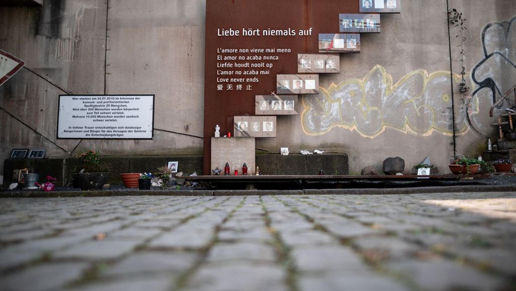 Unglück bei Loveparade: Landgericht Duisburg stellt Prozess ein