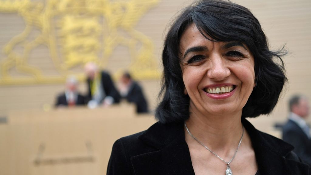 Baden-Württemberg: Muhterem Aras ist neue Landtagspräsidentin