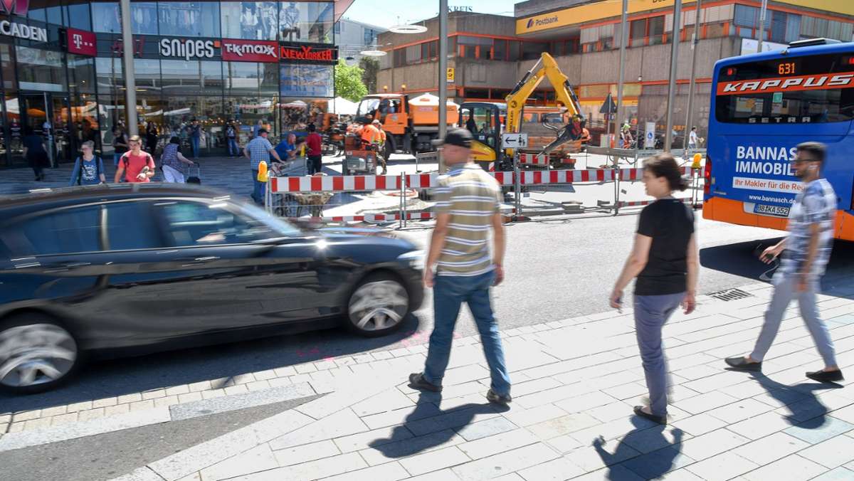 Da hatte es wohl jemand eilig: In der Böblinger Talstraße den Busverkehr gefährdet